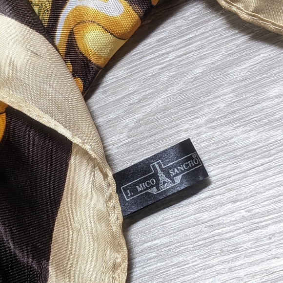 J. MICO SANCHO | paris scarf - Picture 3 of 4